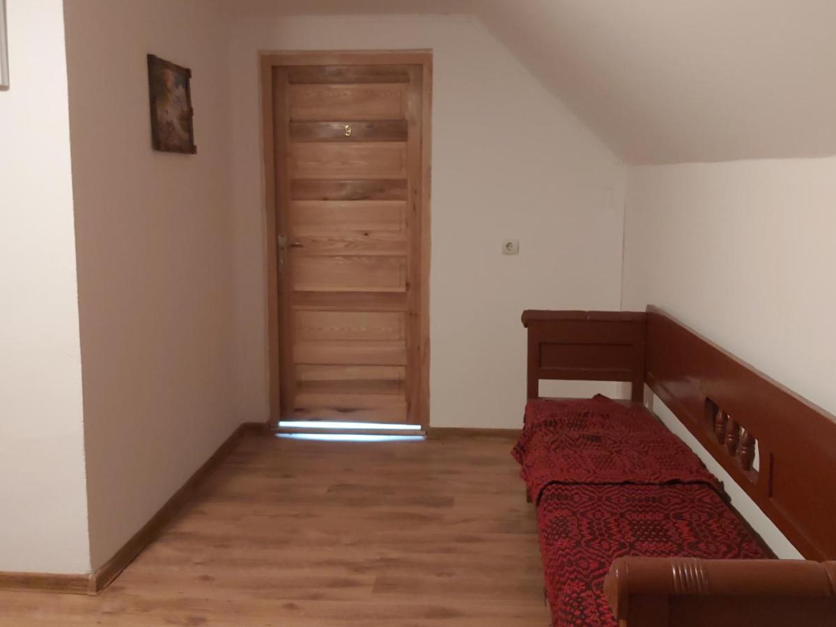 Pensiunea Schilacy Grosii Tiblesului Dış mekan fotoğraf